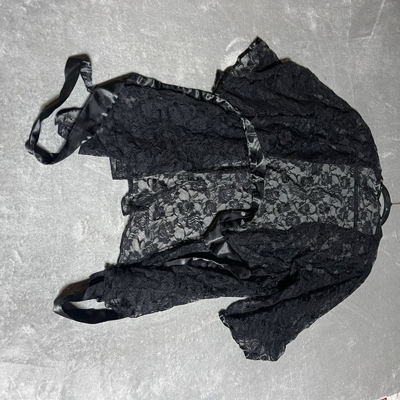 Dreamgirl Lace Robe Womens 3X 4X Black Floral Short Belted Sexy Romantic - Picture 4 of 4